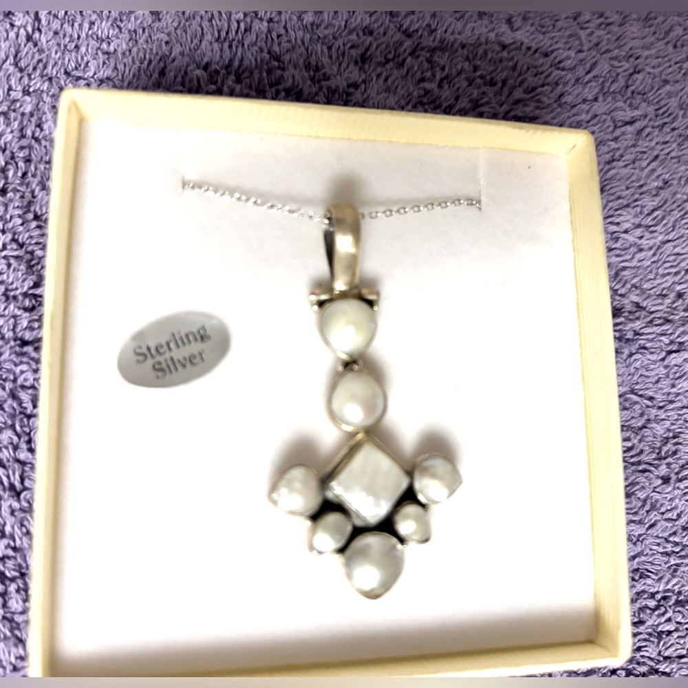 Authentic Elegant Silver and White Pearl Pendant Necklace